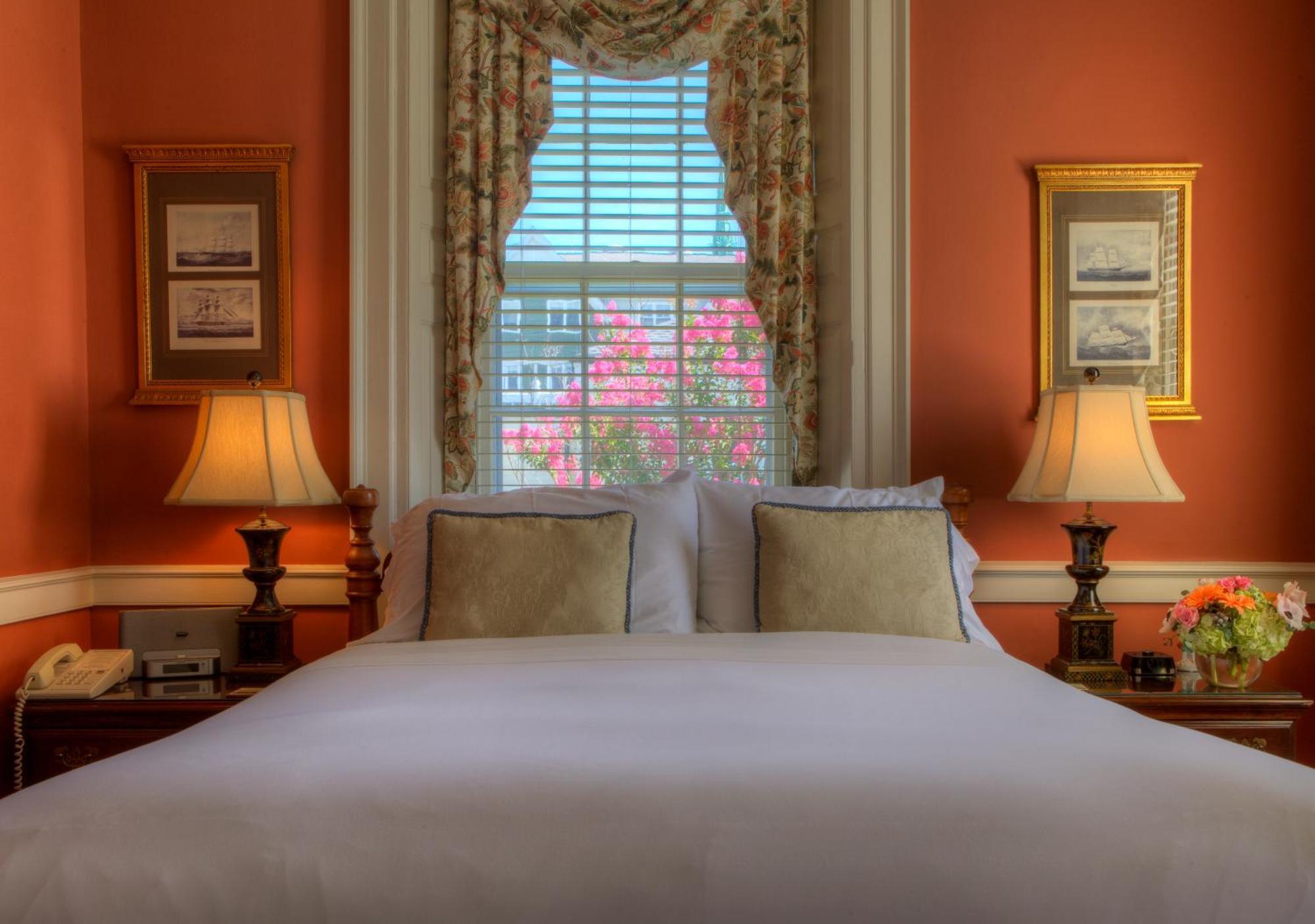 Francis Malbone House Bed & Breakfast นิวพอร์ต ภายนอก รูปภาพ