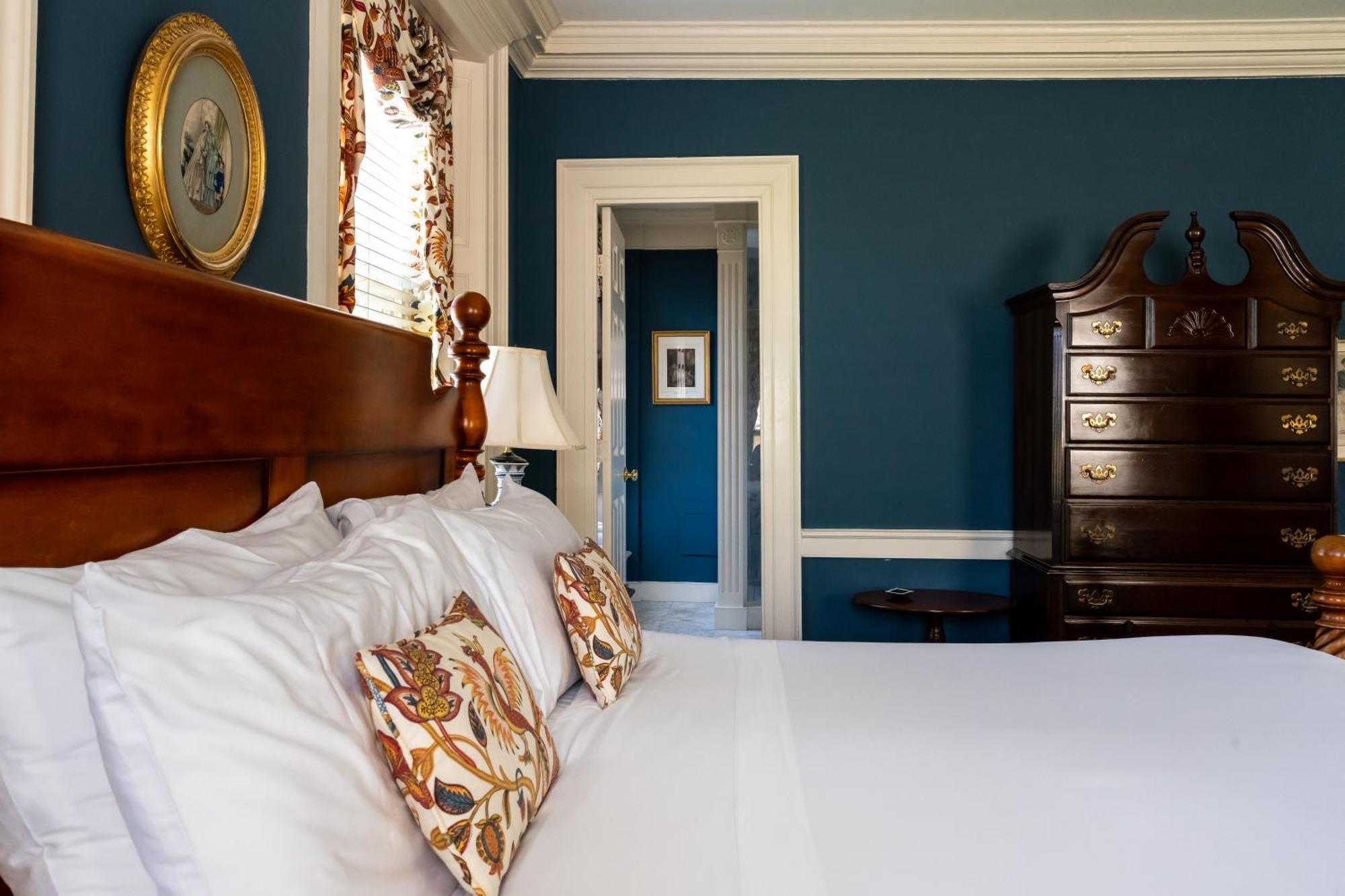 Francis Malbone House Bed & Breakfast นิวพอร์ต ภายนอก รูปภาพ